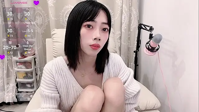 tuantuanle online show from 03/03/26, 02:45