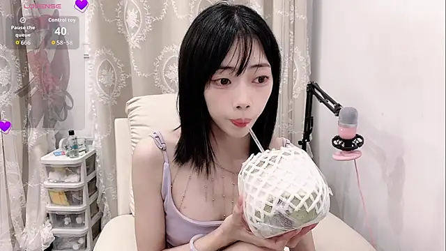 tuantuanle online show from 03/15/26, 02:01