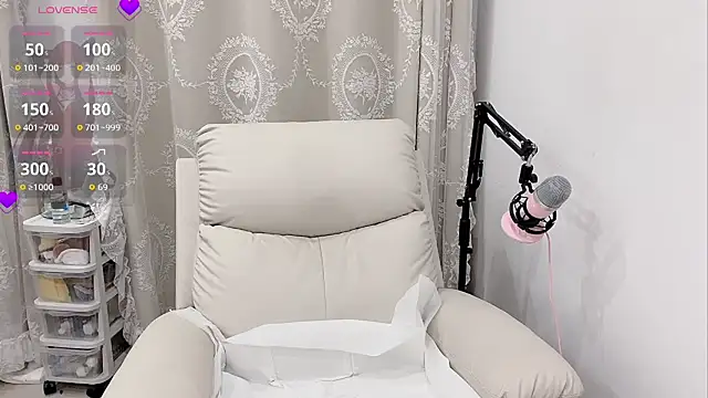 tuantuanle online show from 03/29/26, 01:55