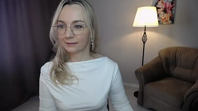 Ava Elior online show from 03/07/26, 10:01