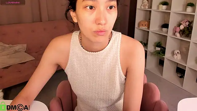 FlirtyAura online show from 07/11/26, 03:42
