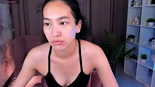 FlirtyAura online show from 07/23/26, 03:26