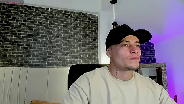 connorsmiith online show from 02/25/26, 03:54