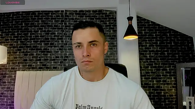 connorsmiith online show from 04/01/26, 12:22