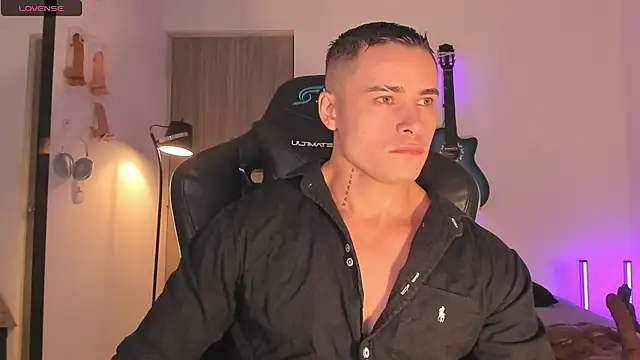 Snapshot of connorsmiith chatting on 07/11/26, 12:41 connorsmiith online show from 07/11/26, 12:41