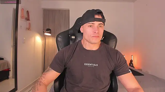 Snapshot of connorsmiith chatting on 07/13/26, 12:13 connorsmiith online show from 07/13/26, 12:13
