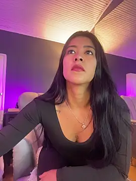 BellaFernandez   online show from 05/20/26, 01:28