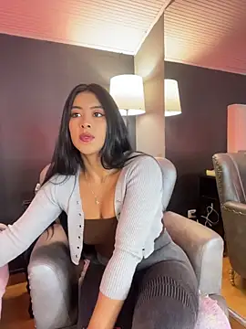 BellaFernandez   online show from 05/26/26, 01:29