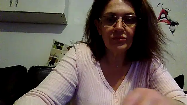 RubyyRosee online show from 03/25/26, 06:41