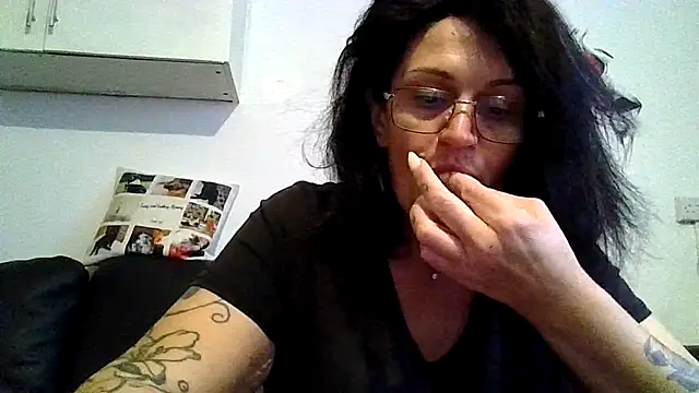 Snapshot of RubyyRosee chatting on 06/03/26, 01:36 RubyyRosee online show from 06/03/26, 01:36