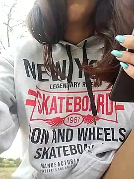 M4tute online show from 04/01/26, 07:44