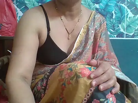 Marathi q4een01 online show from 04/19/26, 06:13