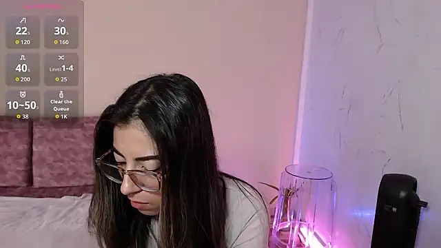 Susanahendrix online show from 02/03/26, 03:39