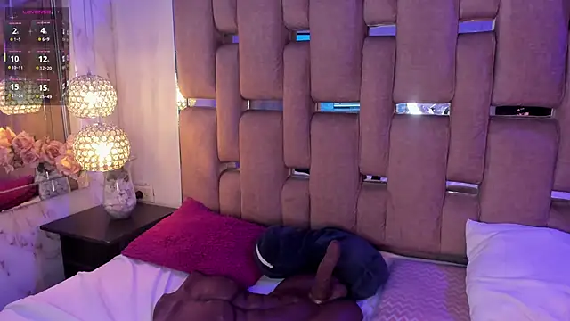 KateLee online show from 03/22/26, 04:49