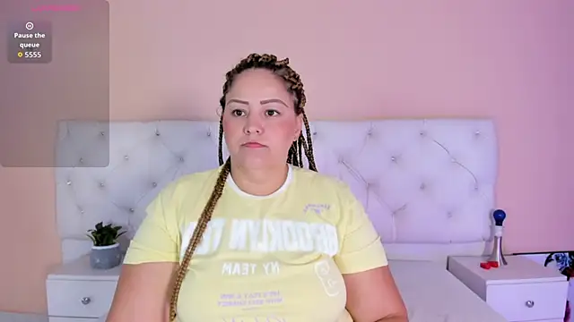 katte landerr online show from 10/29/25, 01:24