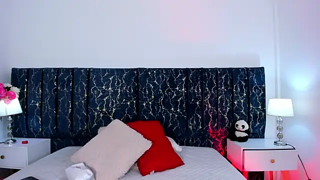 katte landerr online show from 07/04/26, 12:44