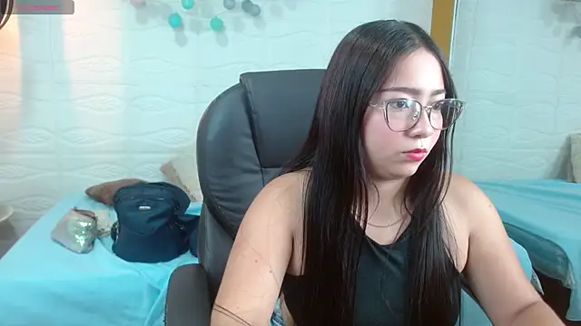 tinisweet online show from 03/31/26, 01:44