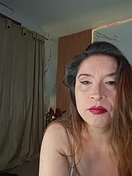 Lady Sofhia online show from 02/08/26, 01:09