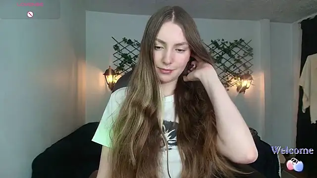 velvet  moon online show from 04/02/26, 11:13