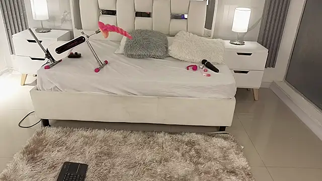 Lisa sweetas online show from 04/30/26, 07:31