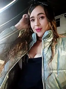 Snapshot of miss_berlyn chatting on 10/11/25, 01:49 miss berlyn online show from 10/11/25, 01:49