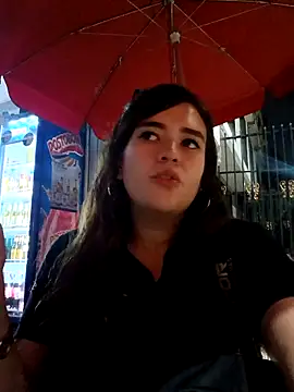 Snapshot of miss_berlyn chatting on 11/06/25, 01:06 miss berlyn online show from 11/06/25, 01:06