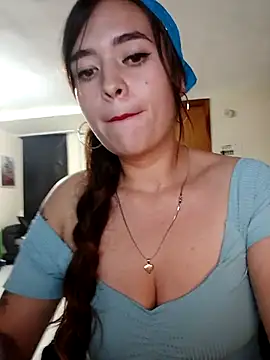 Snapshot of miss_berlyn chatting on 11/15/25, 02:53 miss berlyn online show from 11/15/25, 02:53