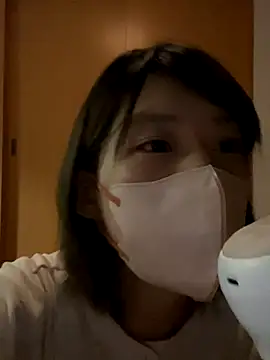 Snapshot of usako_2025 chatting on 11/04/25, 01:10 usako 2025 online show from 11/04/25, 01:10