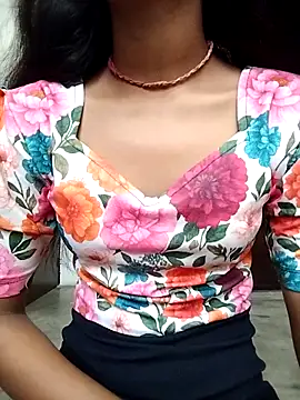 Naina 04 online show from 10/04/25, 02:53