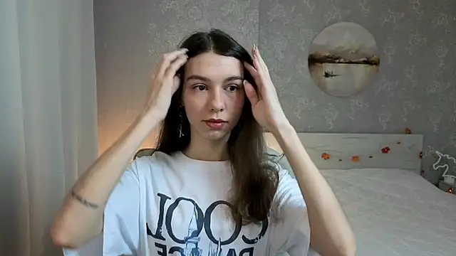 KellyShines online show from 12/04/25, 10:24