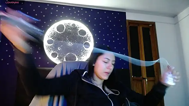 Megara 25 online show from 04/09/26, 12:32