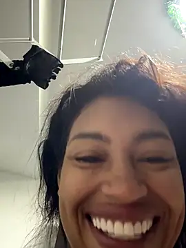 AmberMoss1 online show from 12/03/25, 10:46