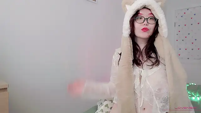 tsunade chan online show from 01/16/26, 05:22