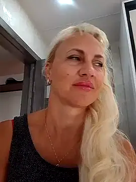 KissMiSveet online show from 09/10/25, 02:50