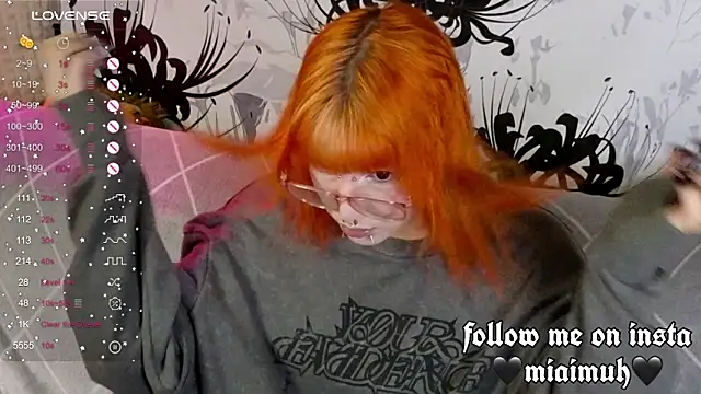 mia  yui online show from 09/11/25, 10:43