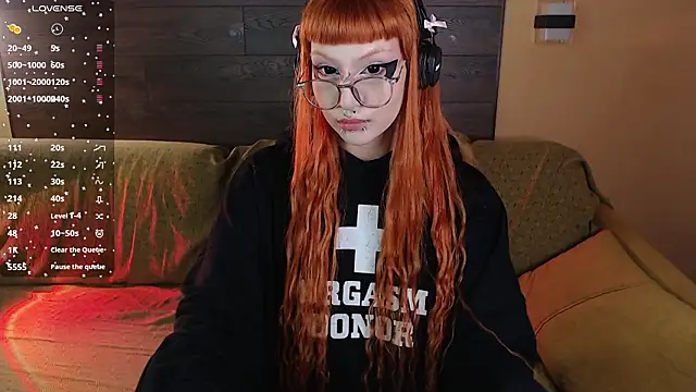 mia  yui online show from 03/15/26, 10:49