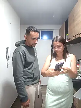 stivenlujan69 online show from 09/13/25, 02:33