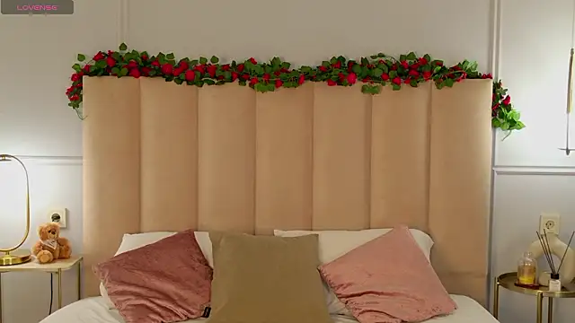 AdoraCortes online show from 02/05/26, 05:01