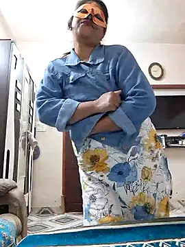 SIMIHOT online show from 12/14/25, 03:28