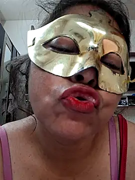 SIMIHOT online show from 04/18/26, 09:24