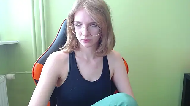 juicyPenny online show from 03/19/26, 07:12