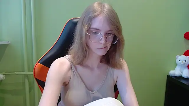 juicyPenny online show from 03/30/26, 01:23