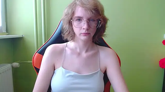 juicyPenny online show from 04/28/26, 06:29