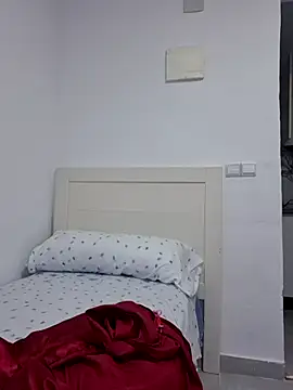 Snapshot of Lavanarabica chatting on 11/15/25, 08:27 Lavanarabica online show from 11/15/25, 08:27