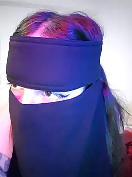 Snapshot of Lavanarabica chatting on 11/21/25, 06:06 Lavanarabica online show from 11/21/25, 06:06