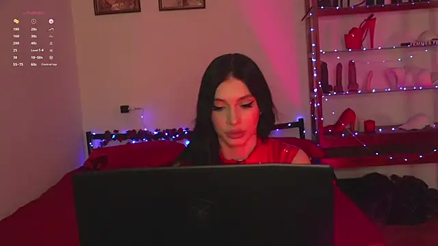 Snapshot of Olivia_Faye chatting on 05/18/26, 05:52 Olivia Faye online show from 05/18/26, 05:52