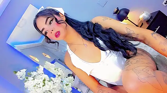 VanessaStonee online show from 10/08/25, 05:27