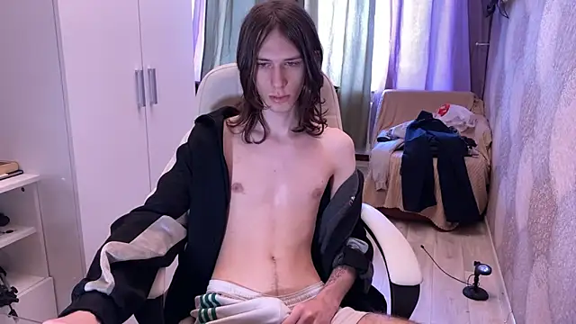 eleganc3 online show from 04/09/26, 07:58