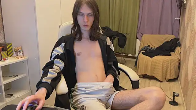 eleganc3 online show from 04/16/26, 07:36