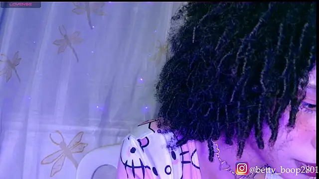 bettyboo2801 online show from 02/12/26, 02:28
